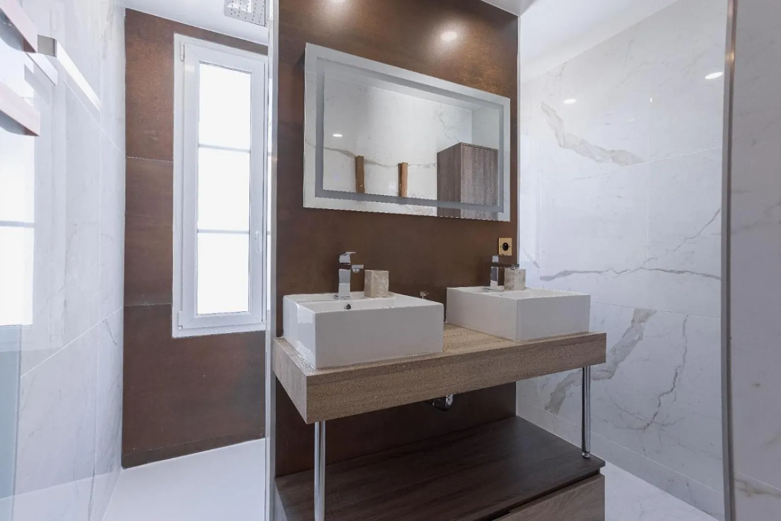 L'Olivier - 1 Chambre, Clim, Palais & Plage, Fraichement Renove Cannes 0*,  France